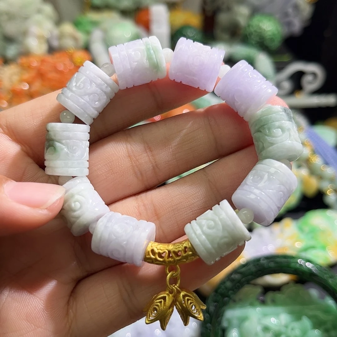 翡翠未镶嵌颈饰待编织