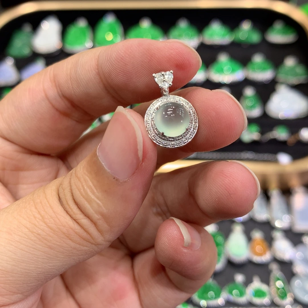 翡翠18K金镶嵌吊坠(不含链)吊坠