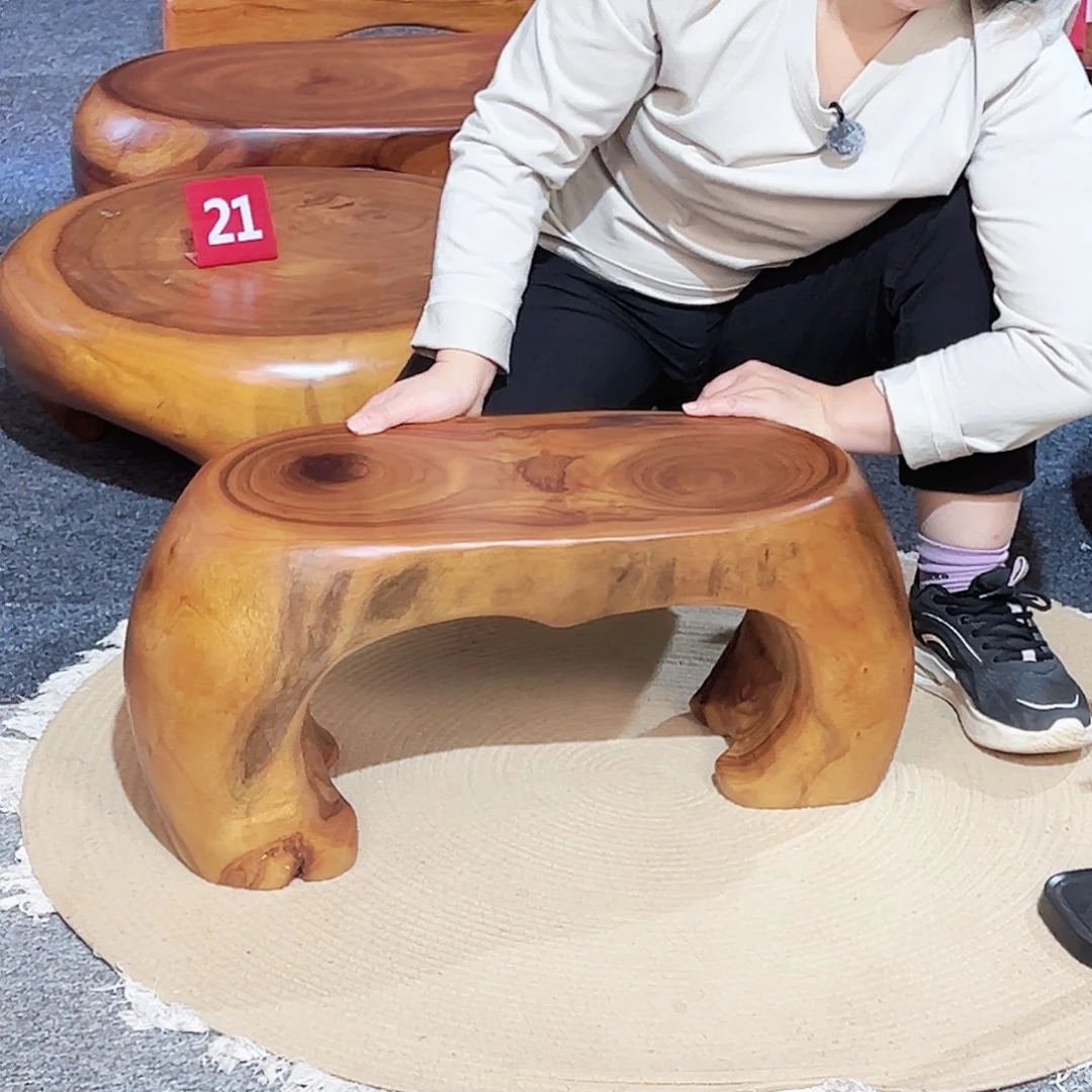 20 号香樟木尺寸：56-25-27cm