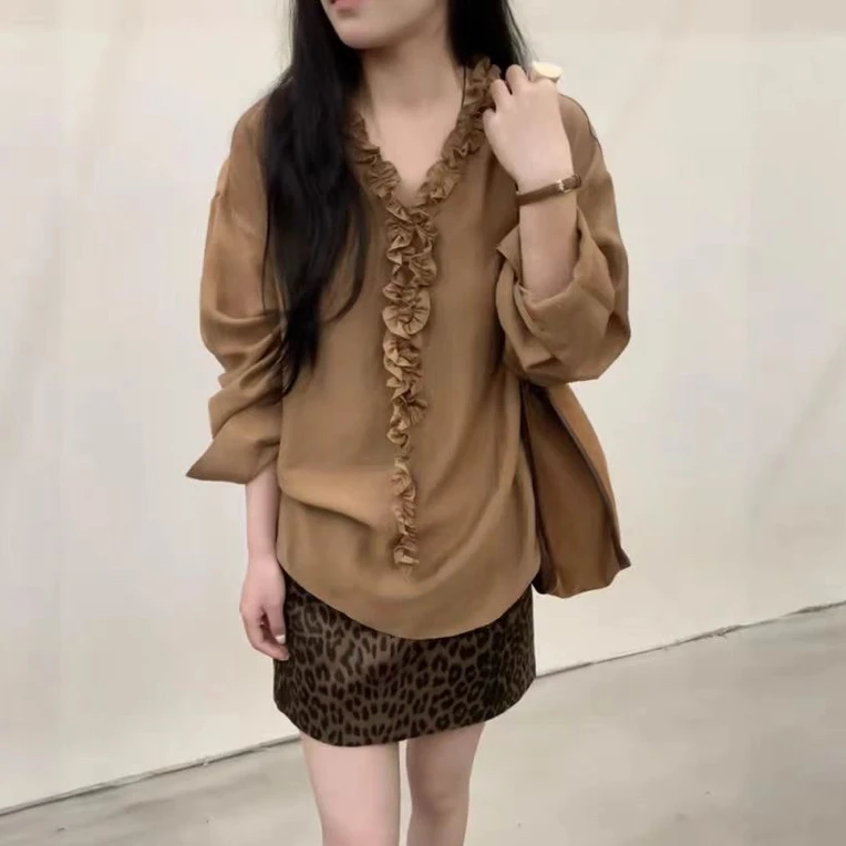 木耳边V领长袖衬衫女早秋款大码显瘦百搭宽松上衣