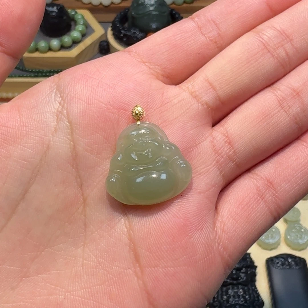 和田玉颈饰18K金镶嵌