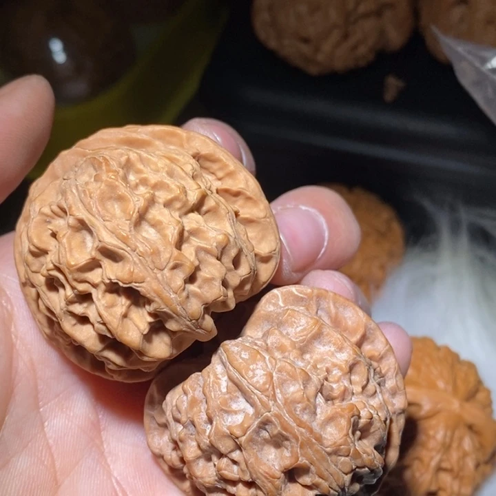 寒***纪文玩核桃吊坠精品课程和专业的培训