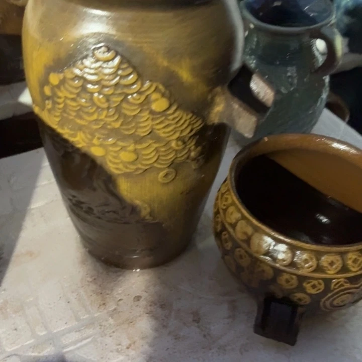 紫砂花盆口径21/39，20/16进水口2.5厘米