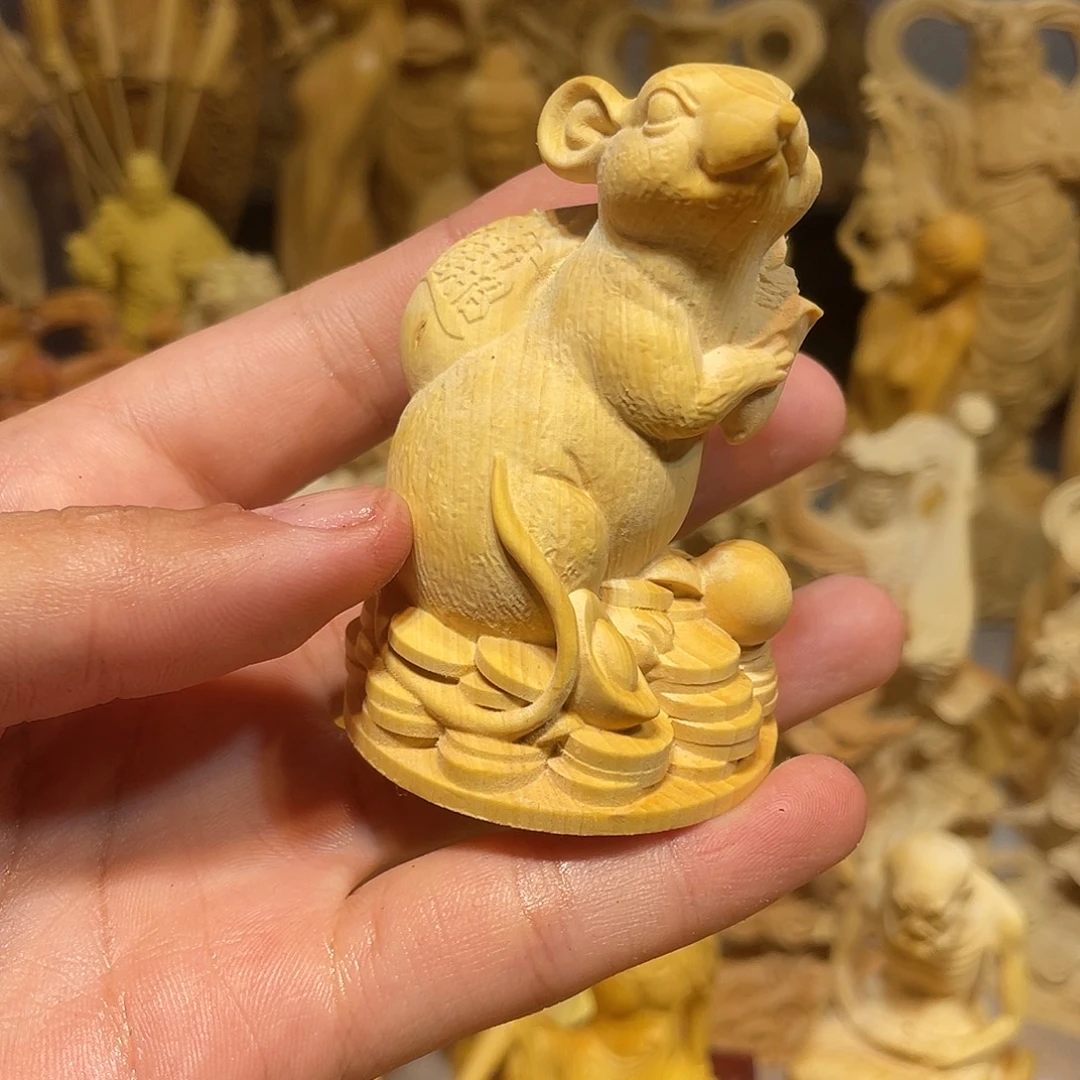 黄杨木瑕疵小老鼠