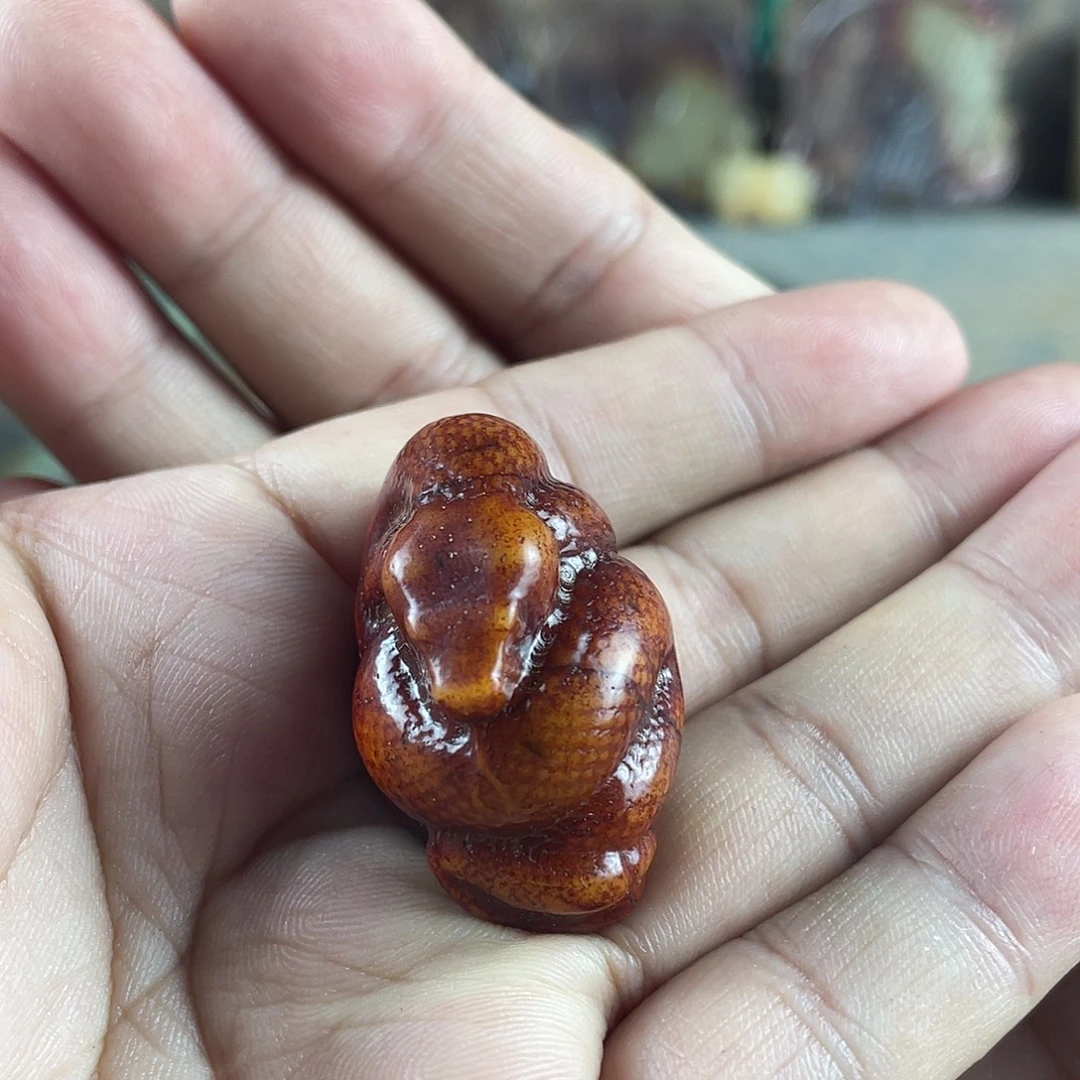 和田玉（糖玉）未镶嵌挂件