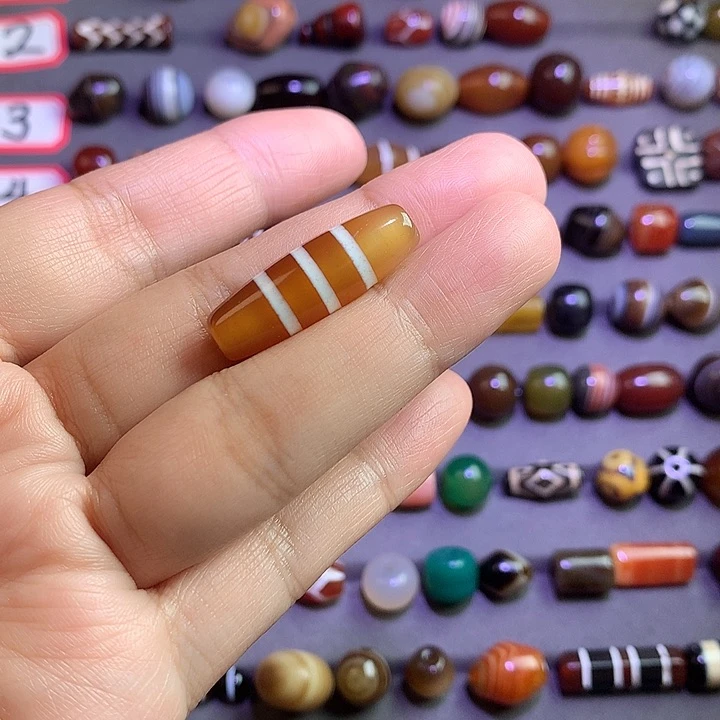 未镶嵌玛瑙/玉髓珠宝半成品阿*.