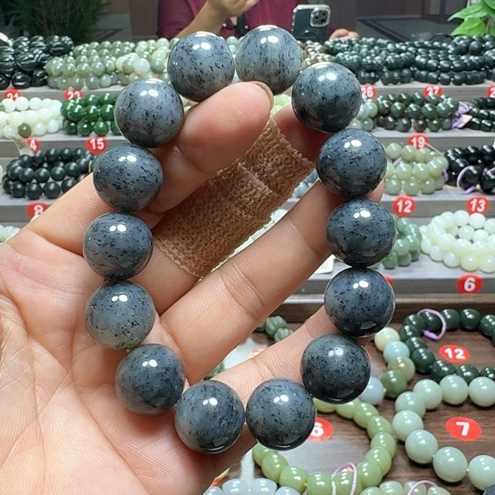 未镶嵌手链和田玉新疆青青花卡16