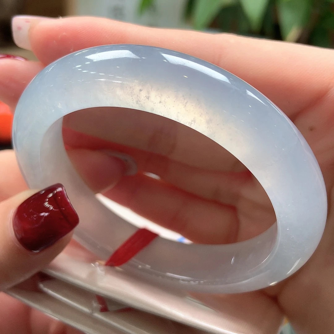 翡翠未镶嵌手镯白冰炸光包容漏65号