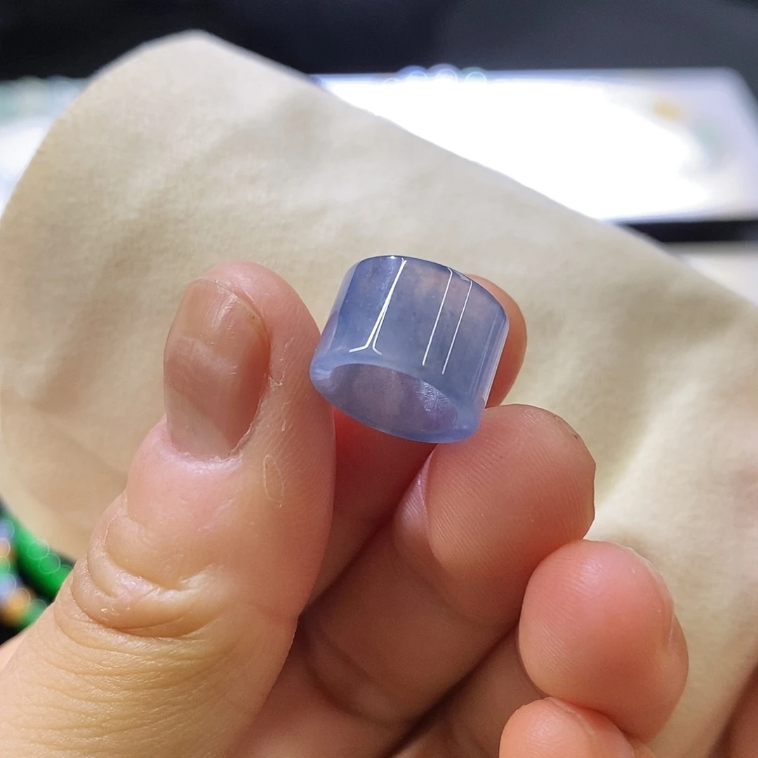 未镶嵌挂件翡翠特色跑环