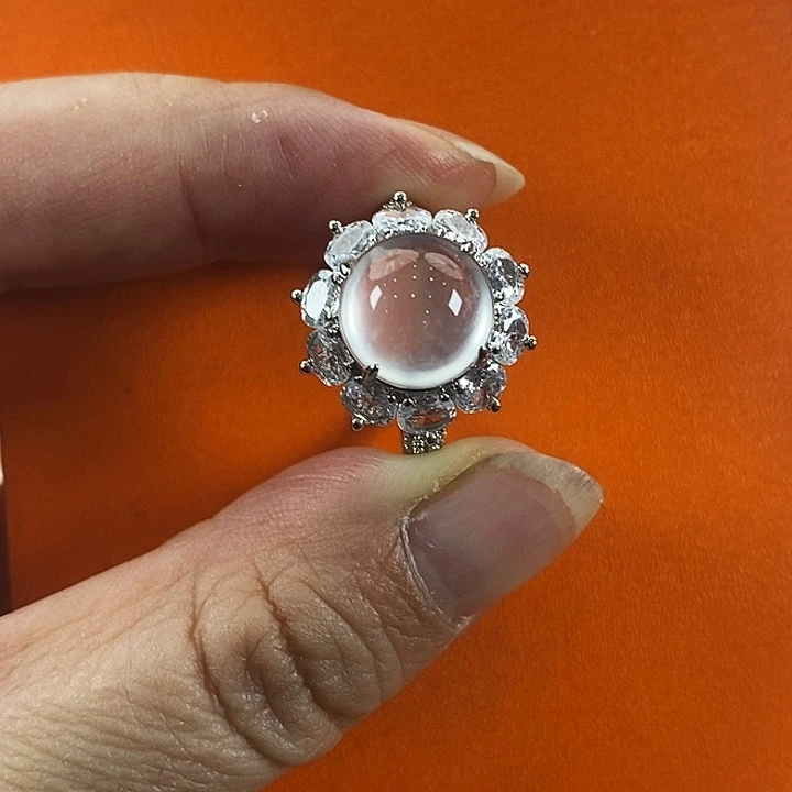 石英质玉合金颈饰