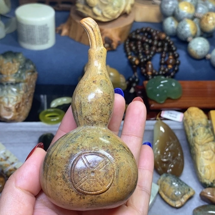 岫岩河磨玉（透闪石质玉）小摆未镶嵌