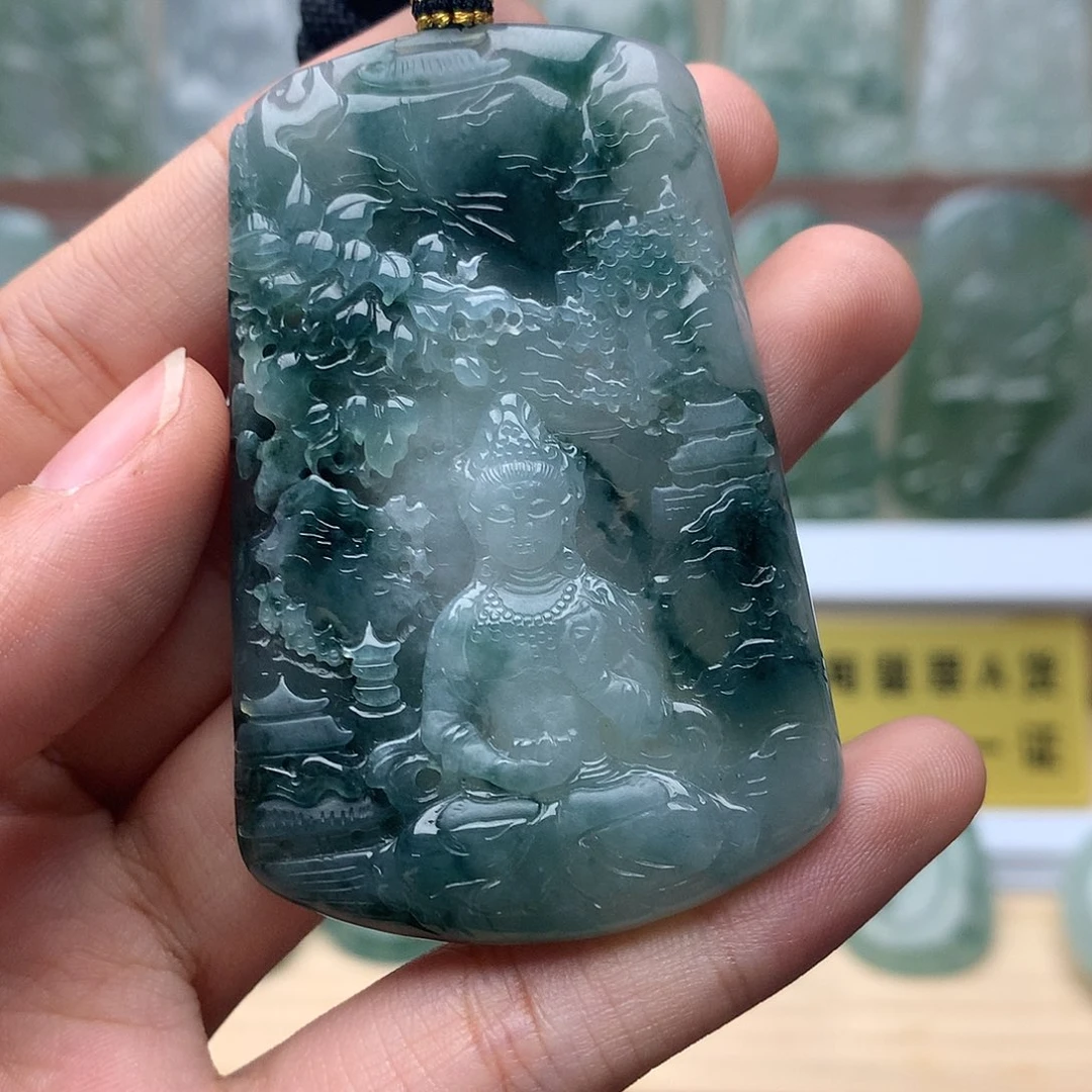 翡翠未镶嵌颈饰观音