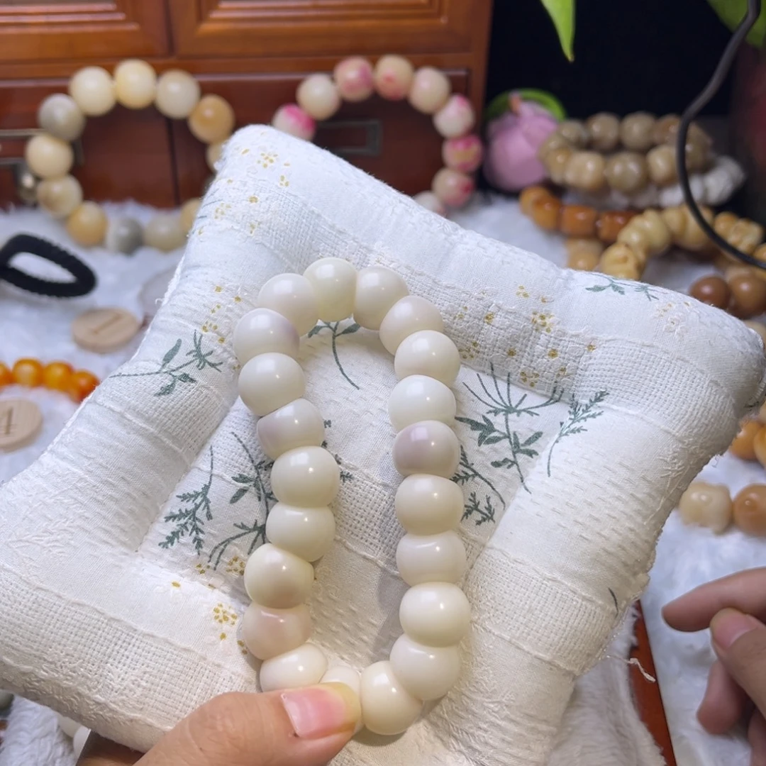 菩提根/象牙果把件微瑕