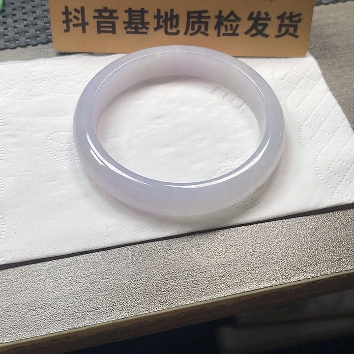 颈饰未镶嵌翡翠57.4圈