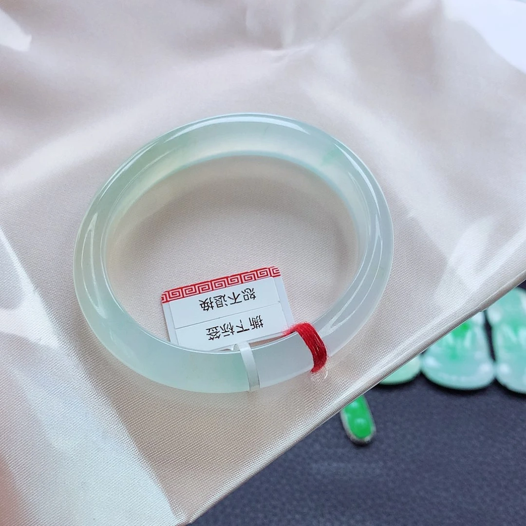 未镶嵌手镯翡翠53 贵妃