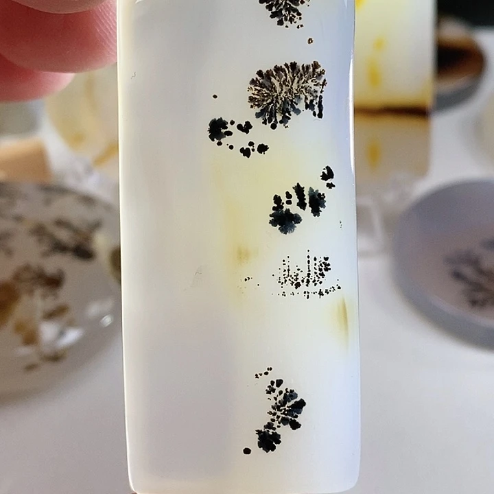 未镶嵌奇石玛瑙/玉髓木**语