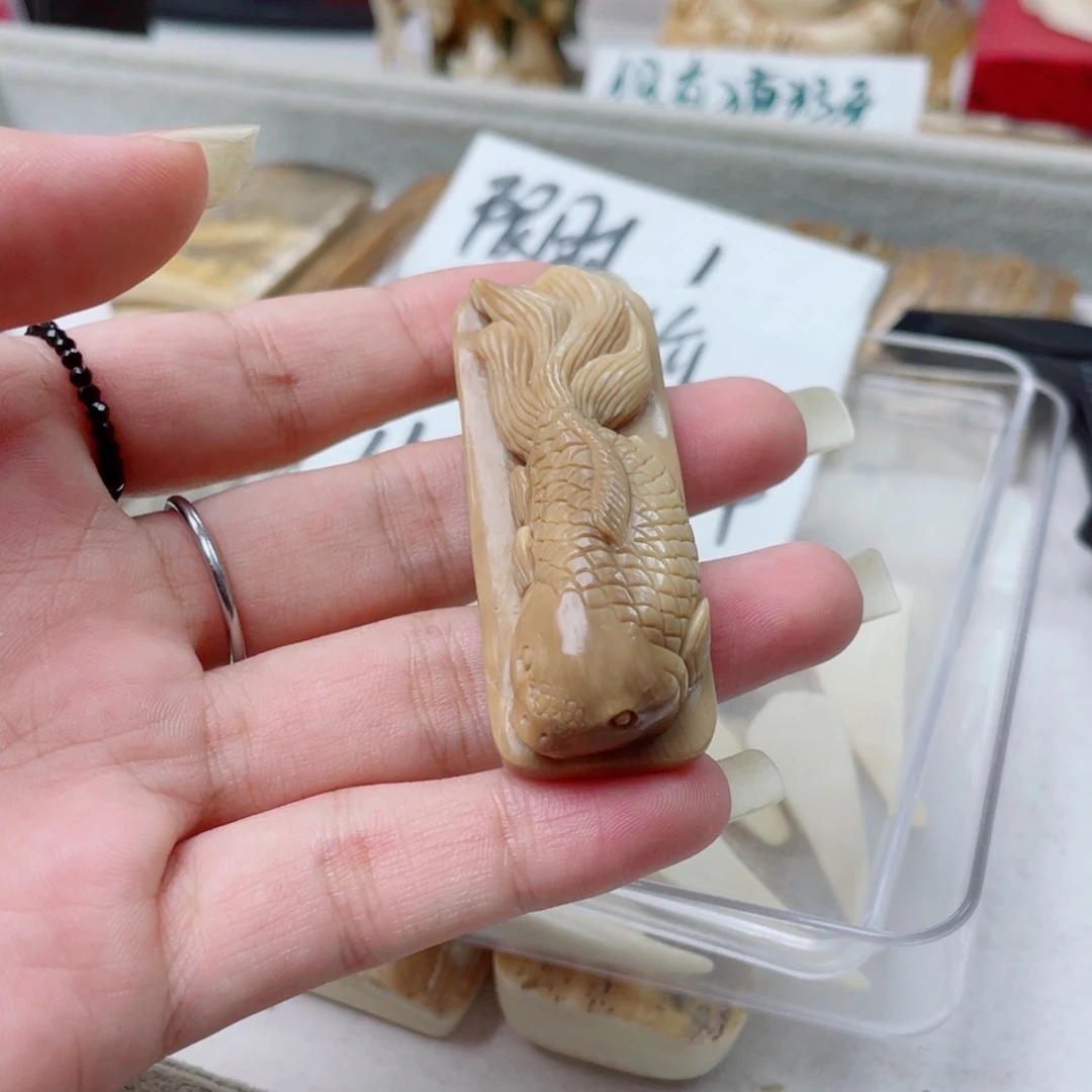 柏香籽/百香籽吊坠猛犸牙特价金鱼吊坠