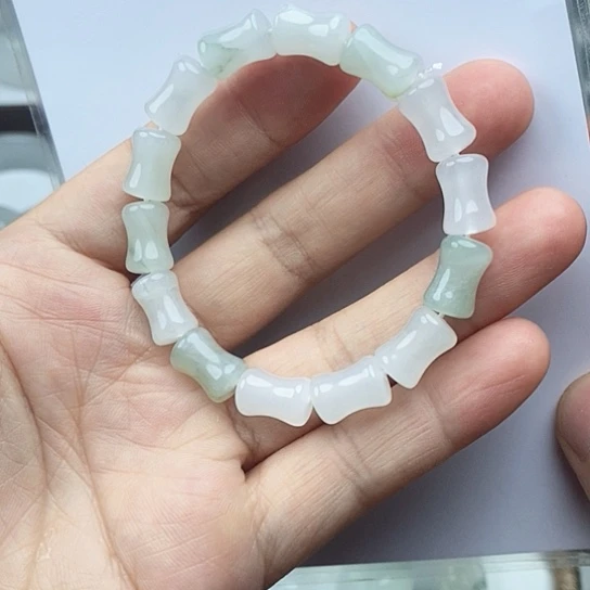 石英质玉(金丝玉)手镯未镶嵌