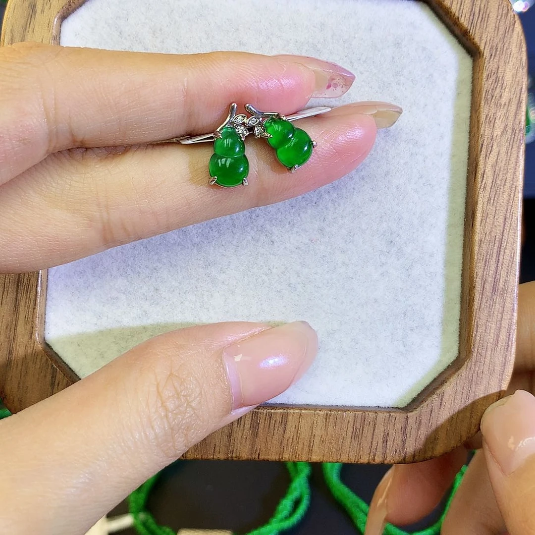 翡翠耳饰银S925镶嵌天然翡翠耳钉