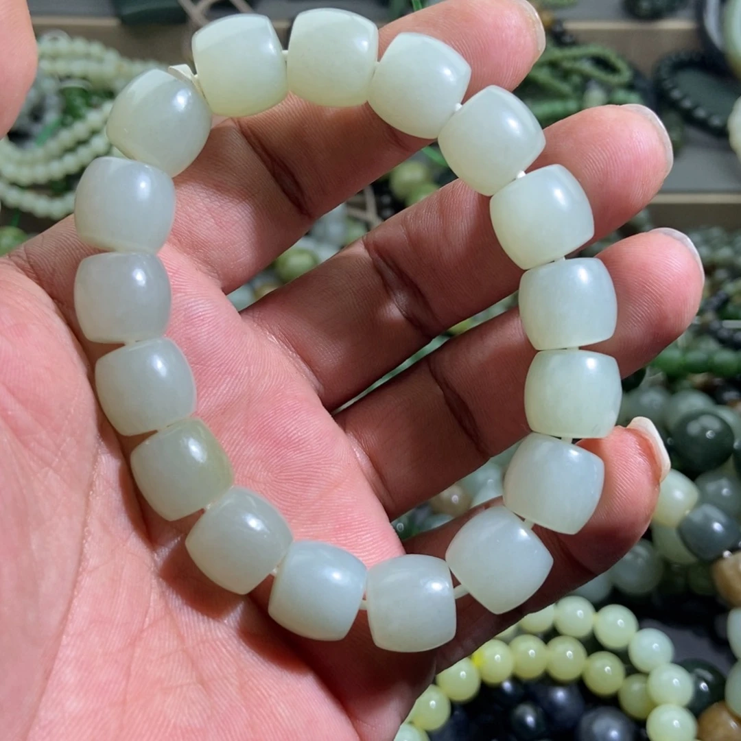 手链未镶嵌和田玉