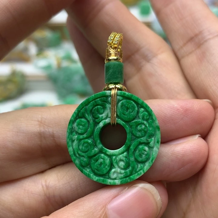 颈饰未镶嵌翡翠翡翠