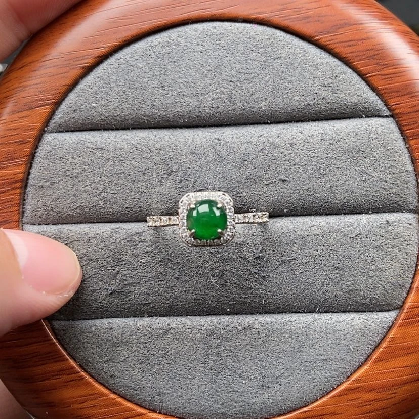 【闪购商品】翡翠戒指银S925镶嵌天****?兮兮