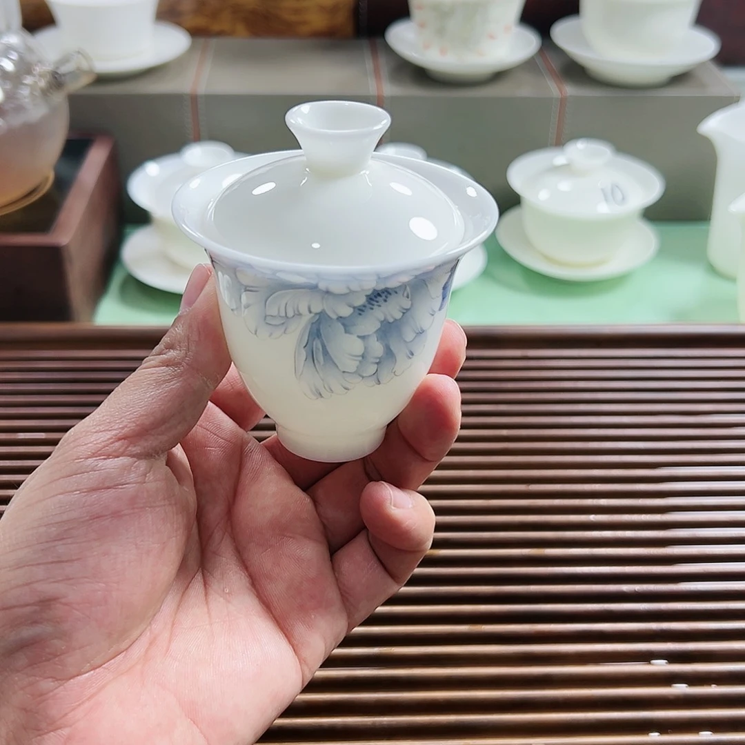 青花手绘90ml高美人盖碗