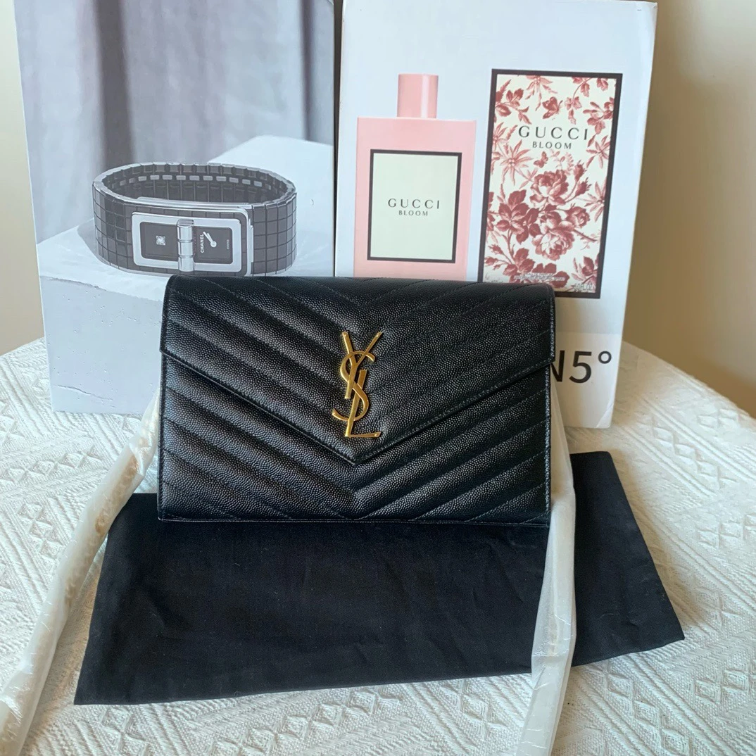 全新未使用 YSL/圣罗兰 黑金woc 中号信封包