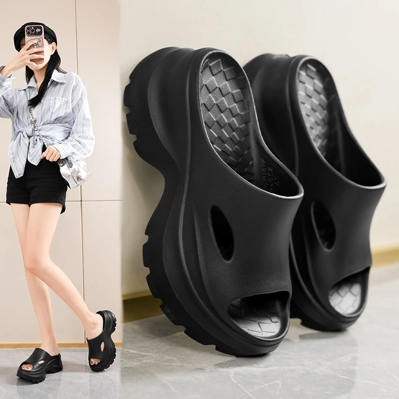 2025新款夏超轻高配版增高7cm凉拖鞋女厚底时尚外穿沙滩时尚休闲