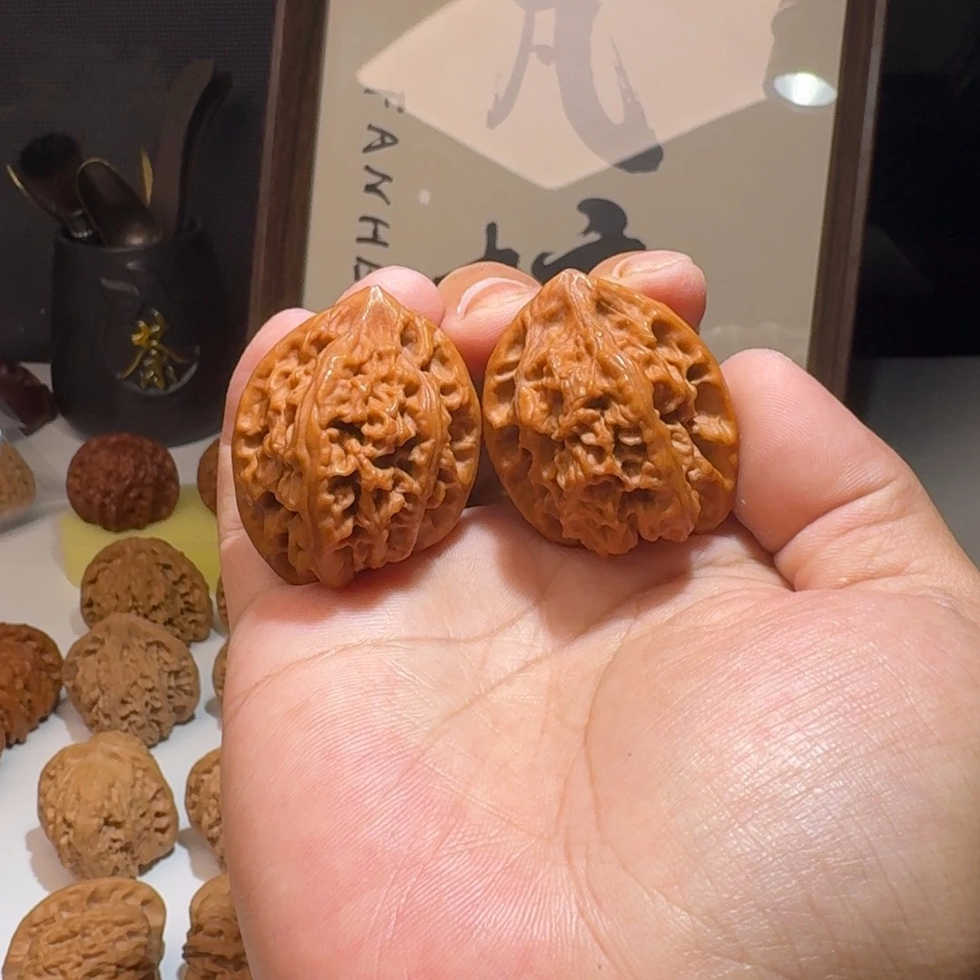 吊坠文玩核桃承德粗筋