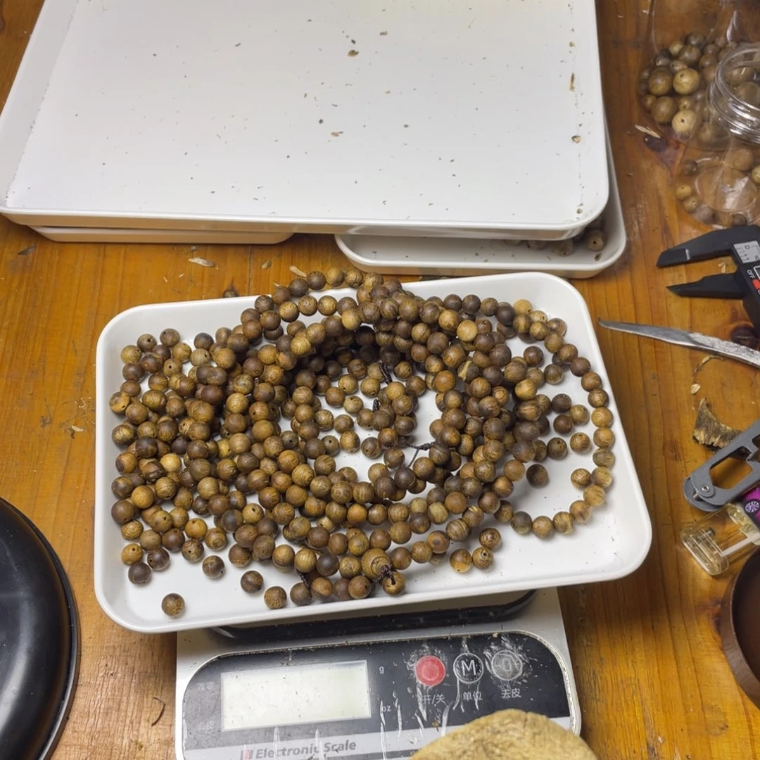 盐***.沉香沉香碎屑沉香