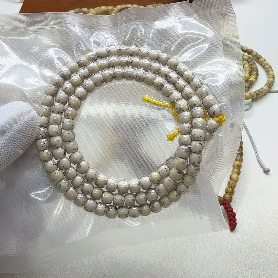 吊坠星月菩提3尊宠糯冰石玉河豚6左右108