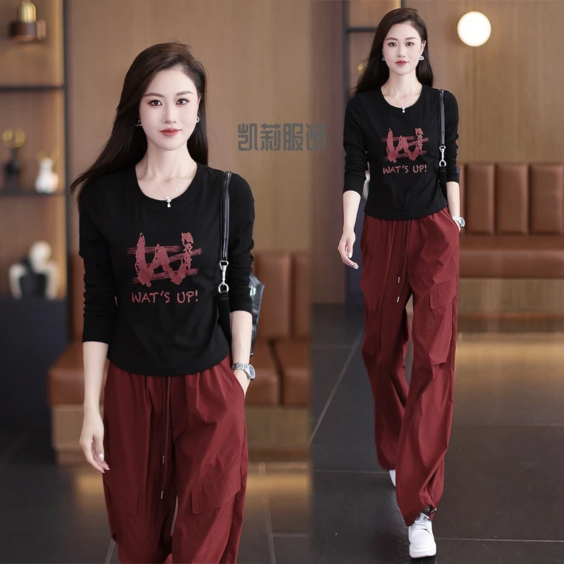 2025秋时尚休闲套装女洋气减龄艺术圆领字母长袖T恤工装裤两件套