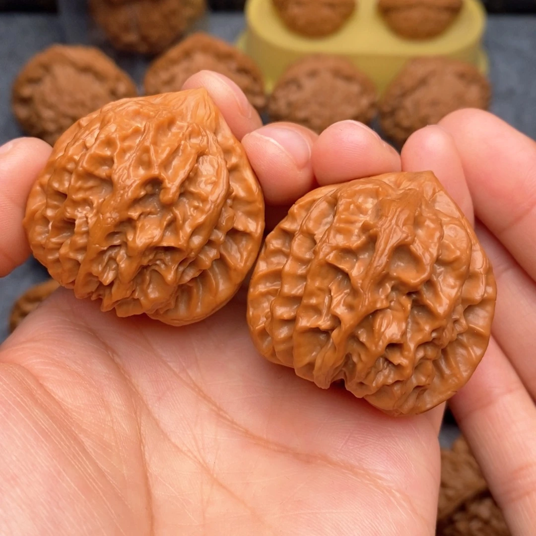 文玩核桃把件挚*大龙40尺