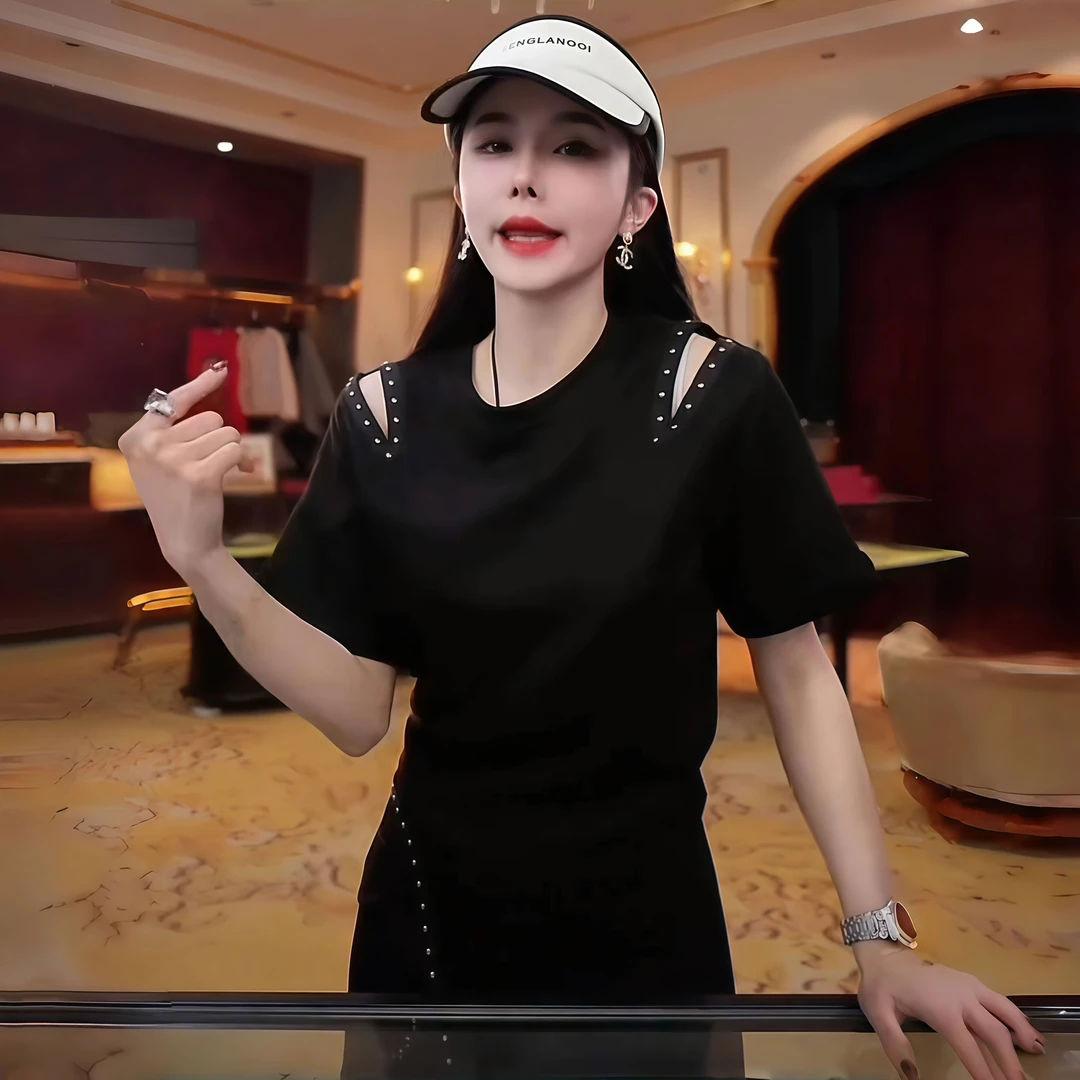 2025夏季新款设计感钉珠露肩短袖半身裙套装女时尚休闲显瘦两件套