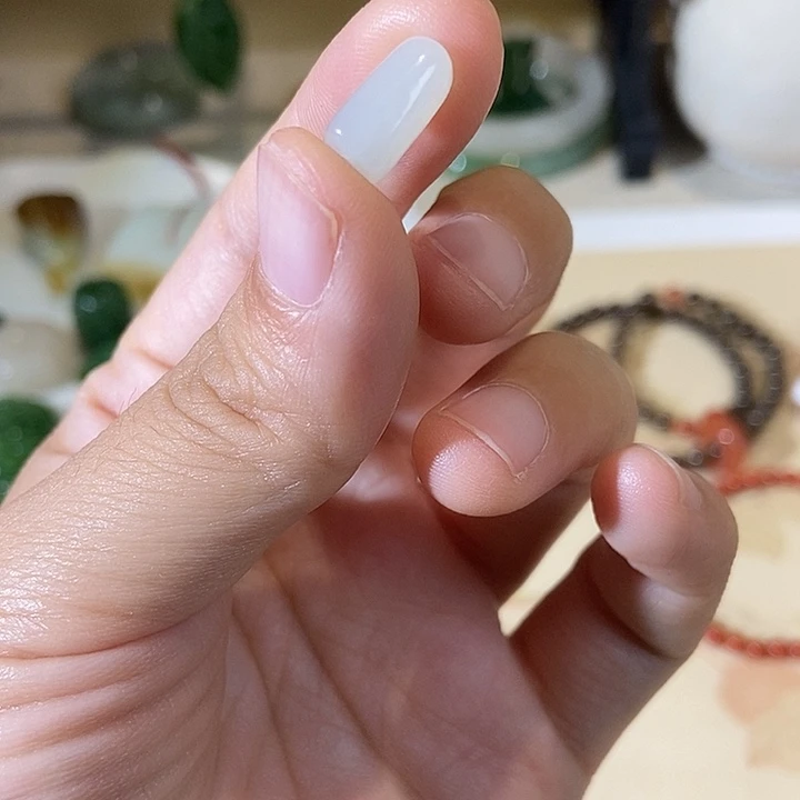 和田玉（糖玉）戒指未镶嵌这个