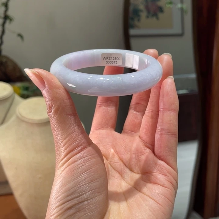 娜***娜翡翠未镶嵌颈饰缅甸翡翠