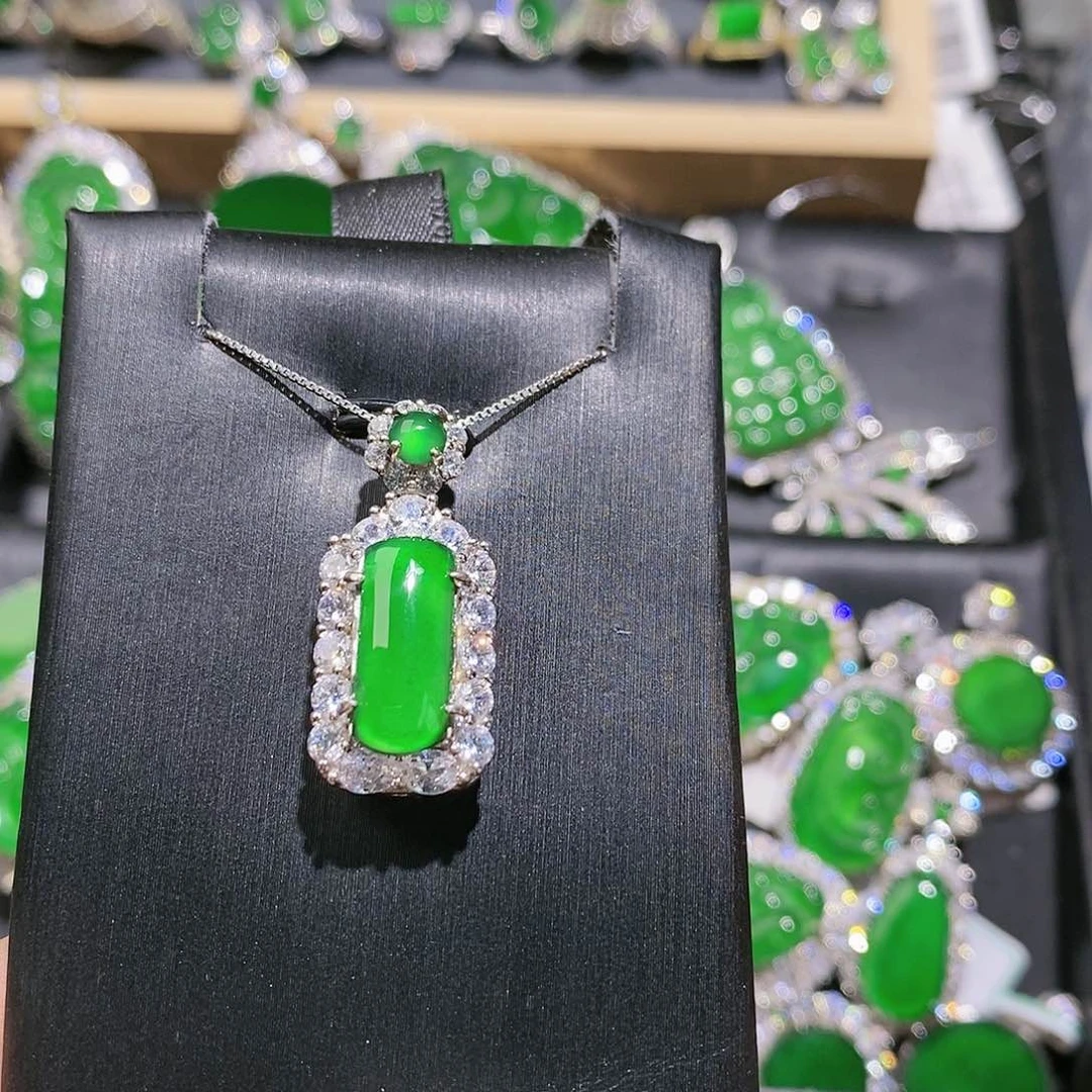 翡翠颈饰未镶嵌吊坠4