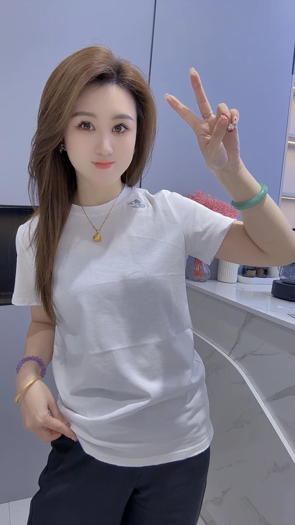 水磨边破洞米奇头短袖