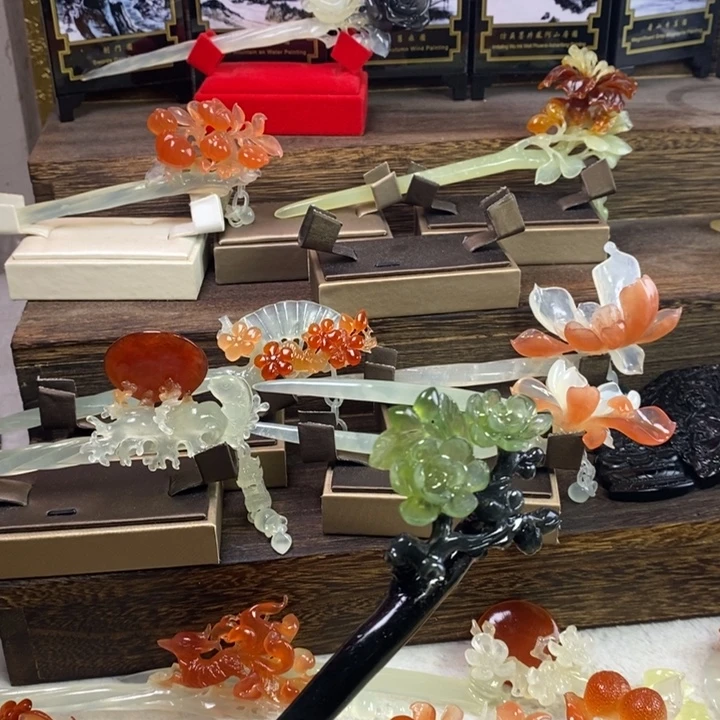 1***1蛇纹石玉合金发饰