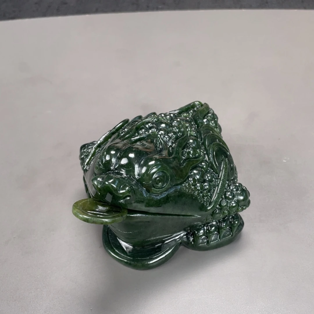 未镶嵌和田玉摆件