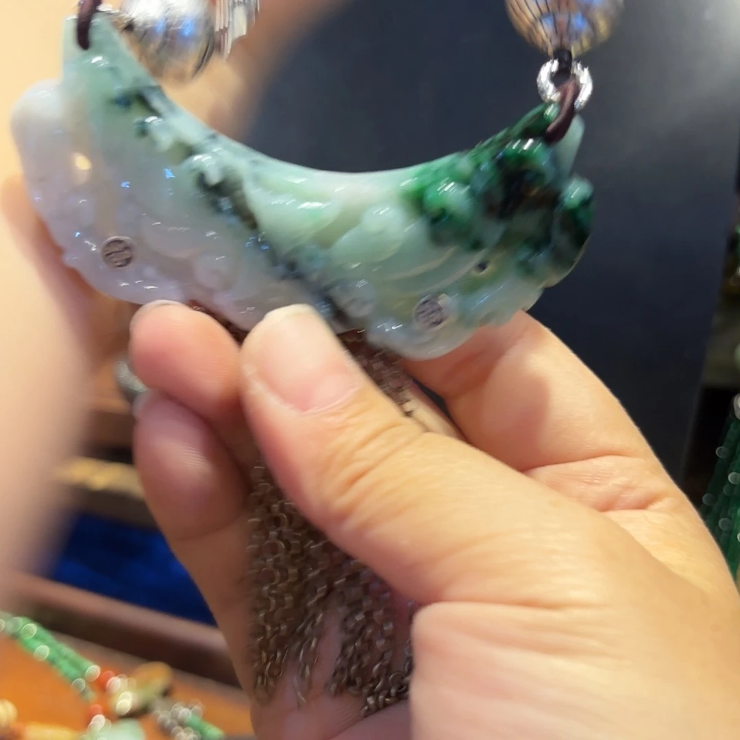 翡翠未镶嵌颈饰原创