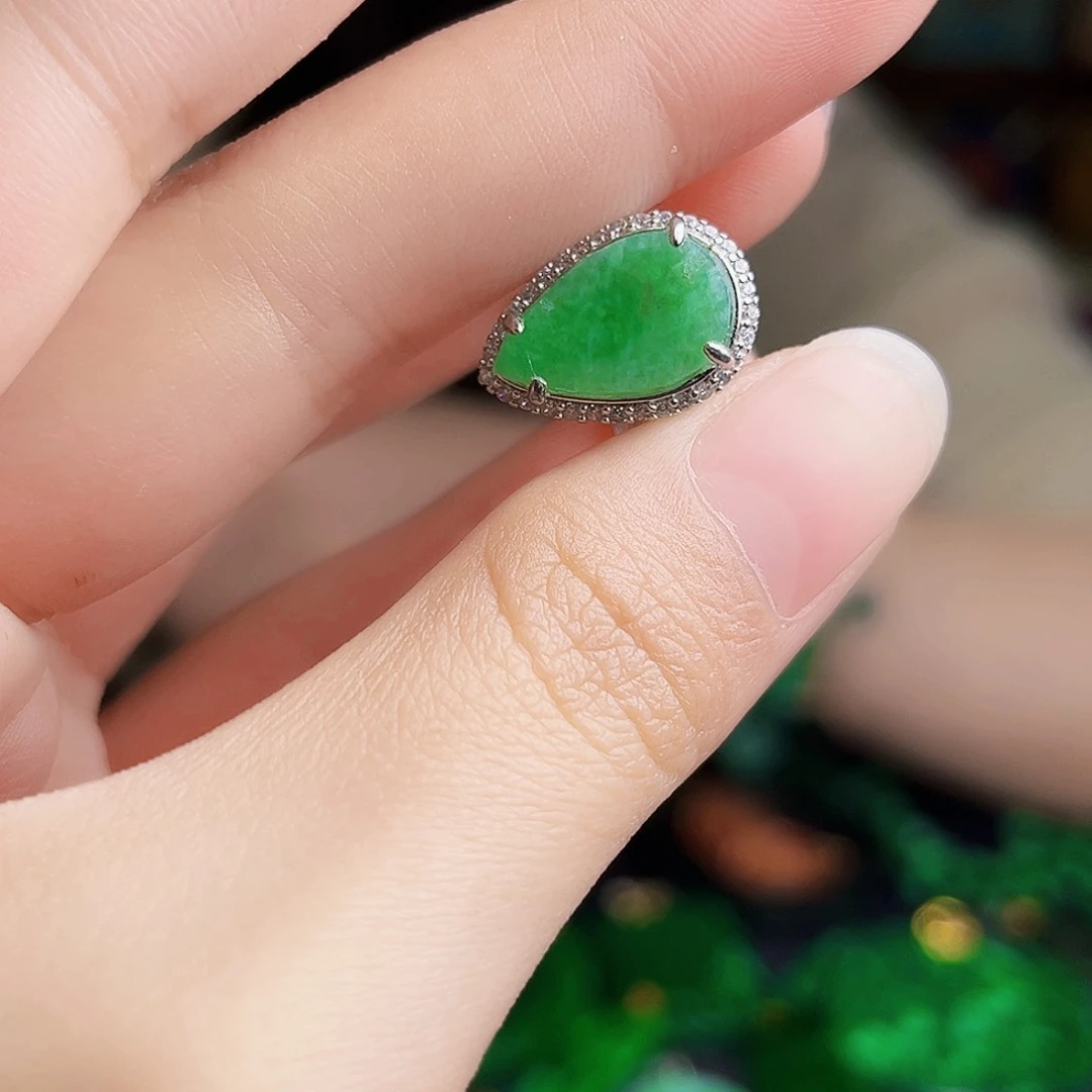 颈饰银S925镶嵌翡翠多样性