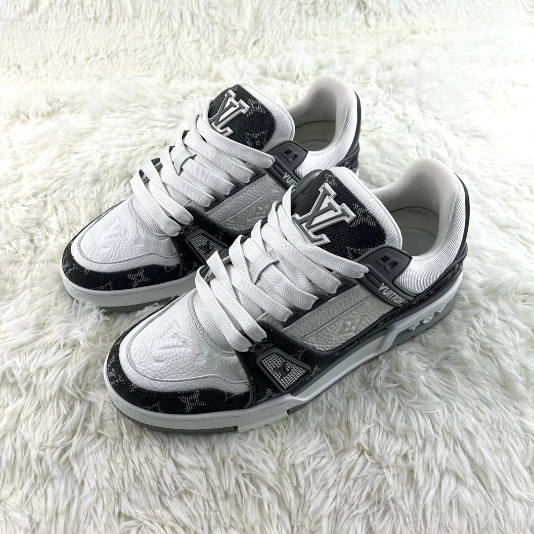 99新 LouisVuitton/路易威登 Trainer白灰板鞋39.5码13605785