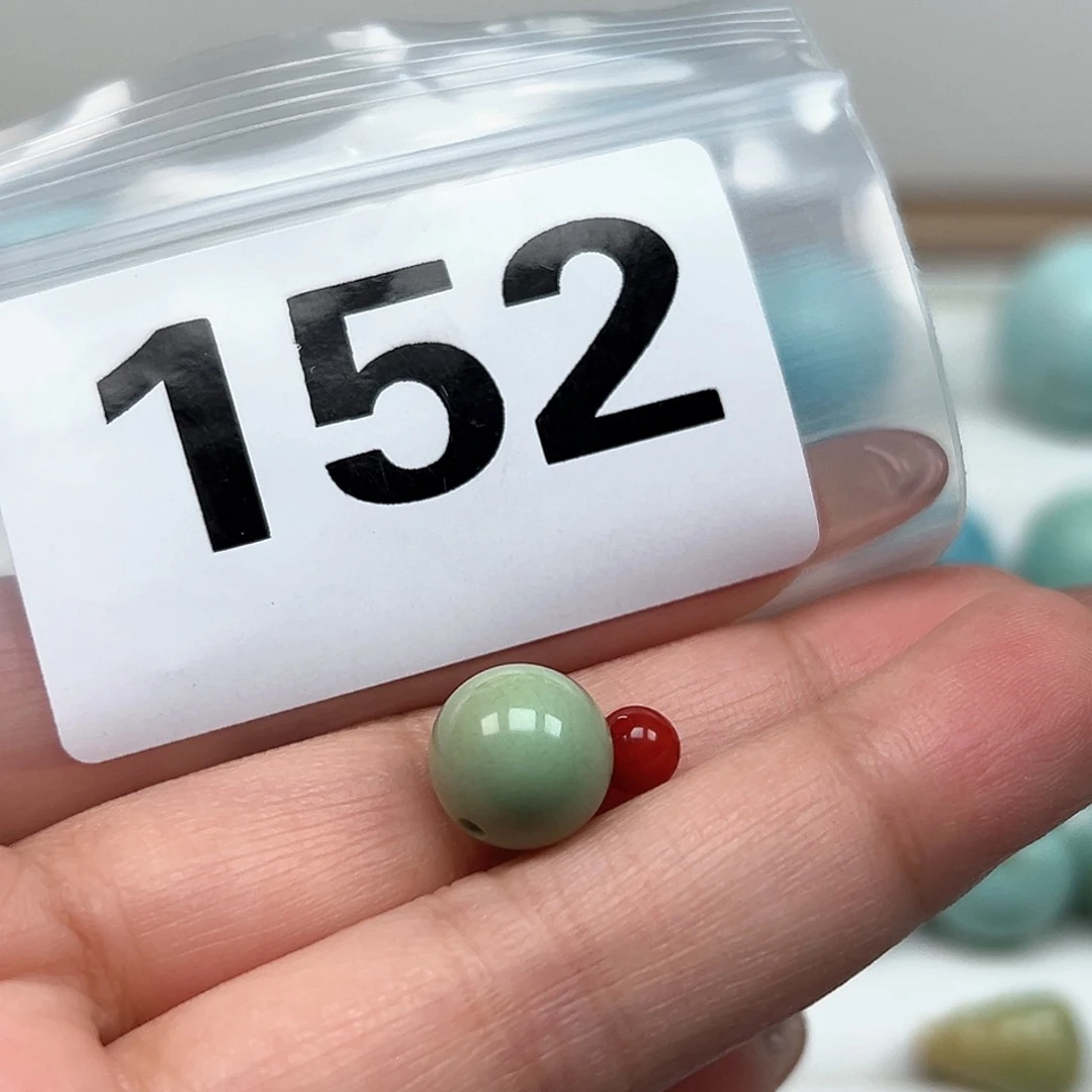 南红玛瑙颈饰未镶嵌