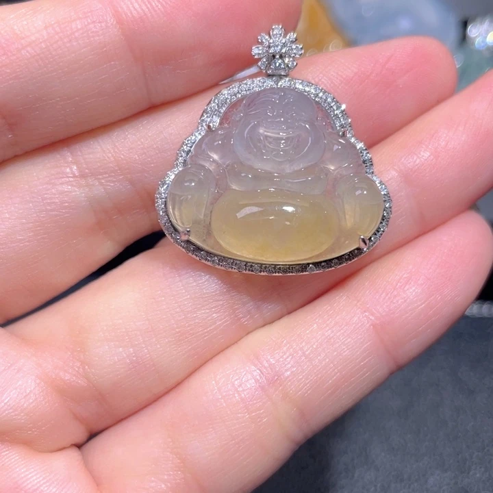 颈饰18K金镶嵌翡翠翡翠