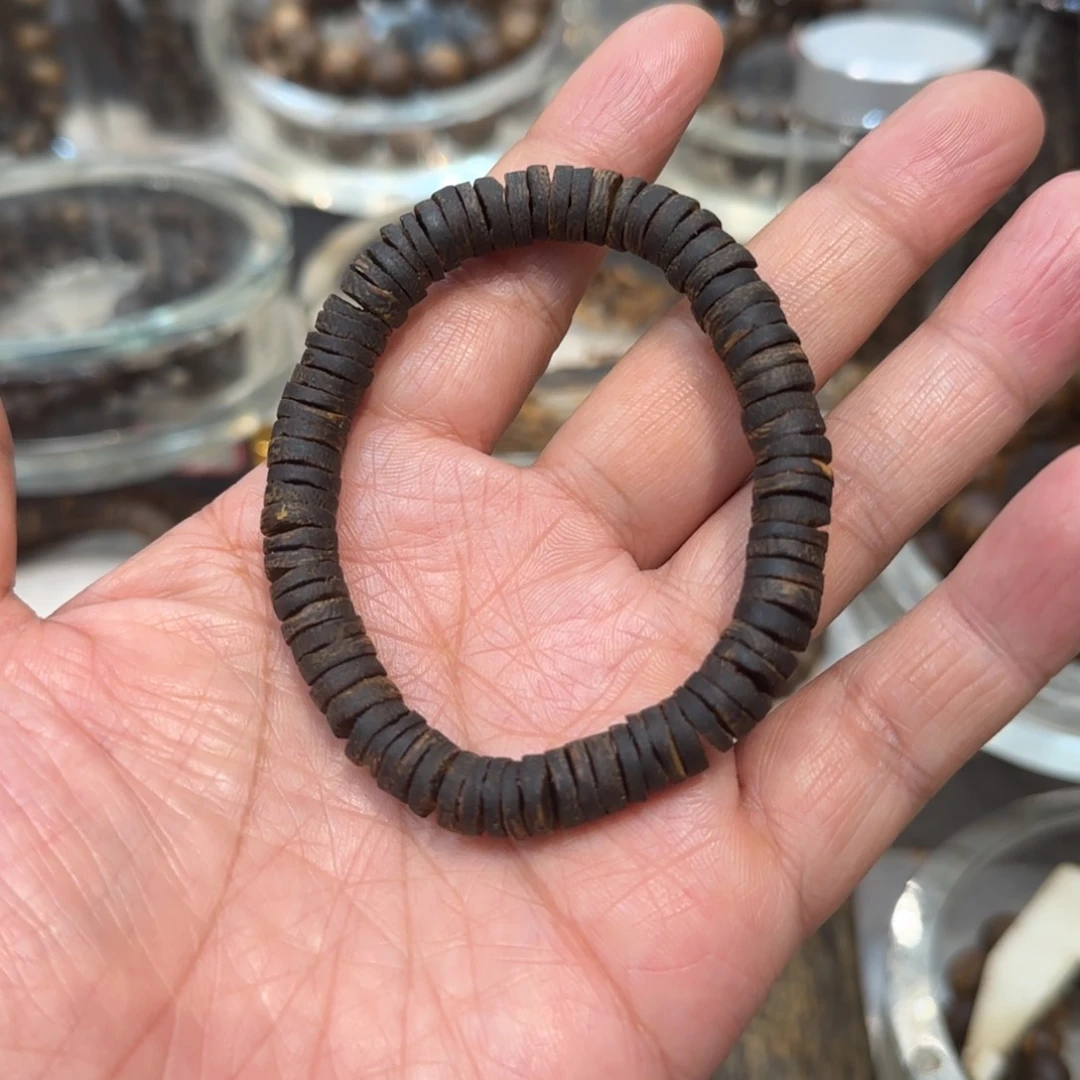 沉香手串天****?1111111111111