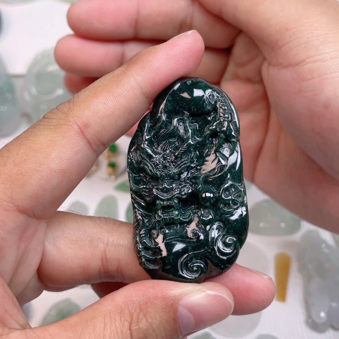 颈饰未镶嵌翡翠天然翡翠