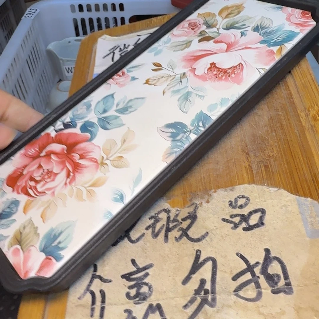 微瑕疵介意勿拍陶瓷器皿E750