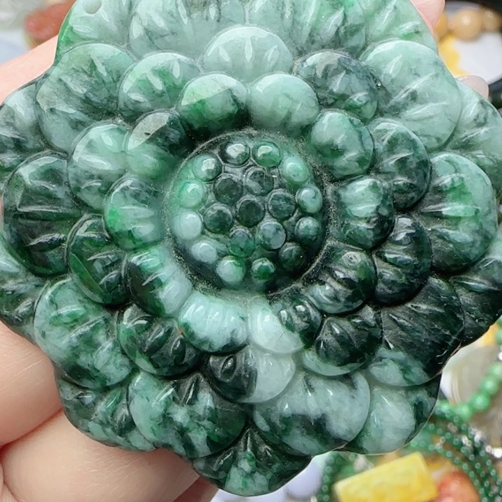 翡翠未镶嵌颈饰天然A货518